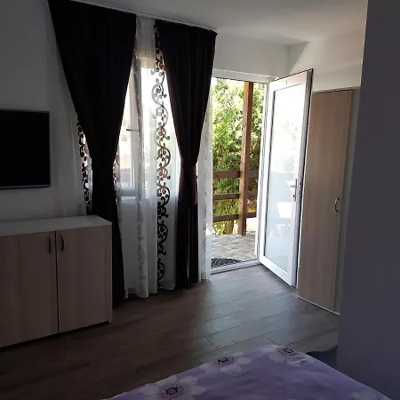 Iza Costinesti בית הארחה קונסטנצה